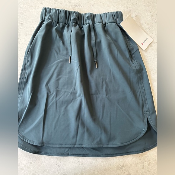 lululemon athletica Dresses & Skirts - Lululemon Athletica Size 4 NWT